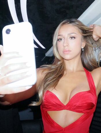 Tate mcrae page leaked private photo uncensored HD quality