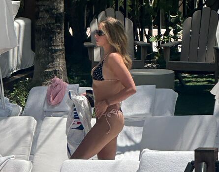 Tate mcrae leaked private photo uncensored HD quality