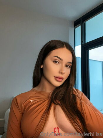 Tayler hills page leaked private photo uncensored HD quality