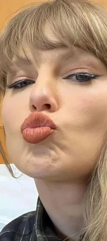 Taylor swift  page leaked private photo uncensored HD quality