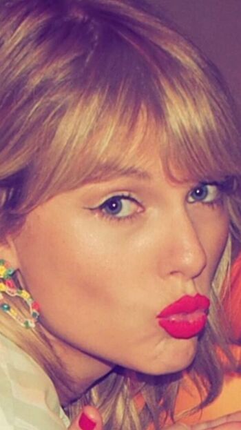 Taylor swift  page leaked private photo uncensored HD quality