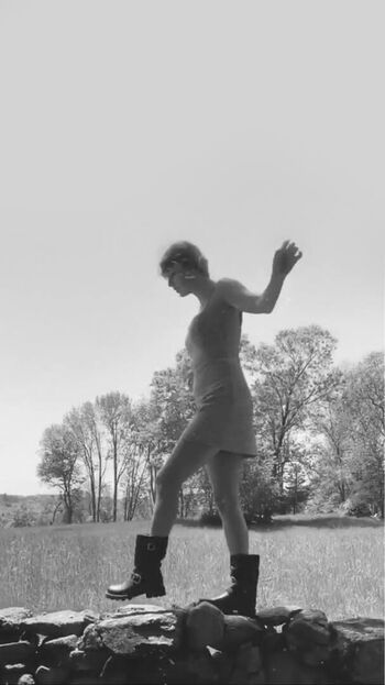 Taylor swift  page leaked private photo uncensored HD quality