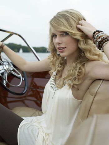 Taylor swift  page leaked private photo uncensored HD quality