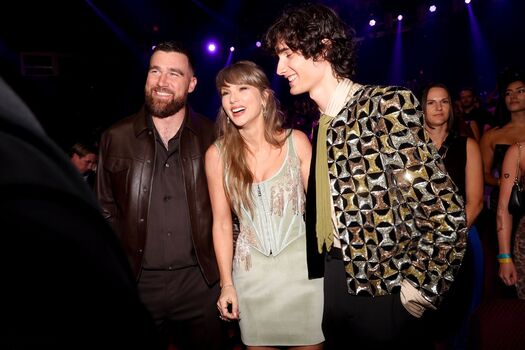 Taylor swift  page leaked private photo uncensored HD quality