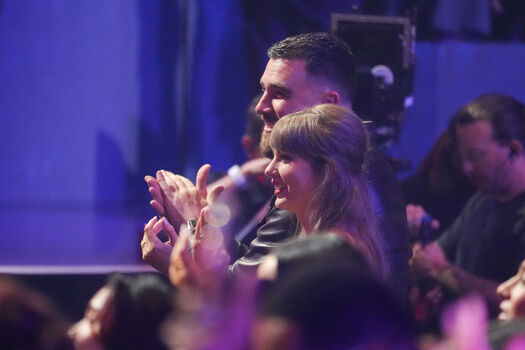 Taylor swift  page leaked private photo uncensored HD quality