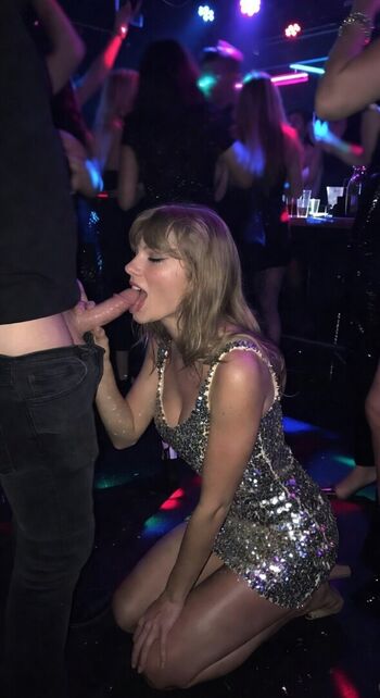 Taylor swift  page leaked private photo uncensored HD quality
