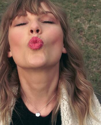 Taylor swift leaked private photo uncensored HD quality