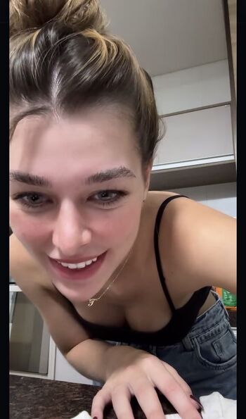 Thays maran leaked private photo uncensored HD quality