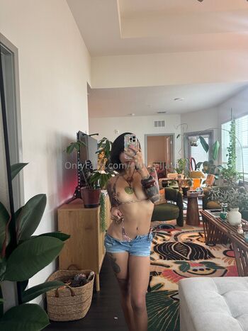 Uluvzellavip leaked private photo uncensored HD quality