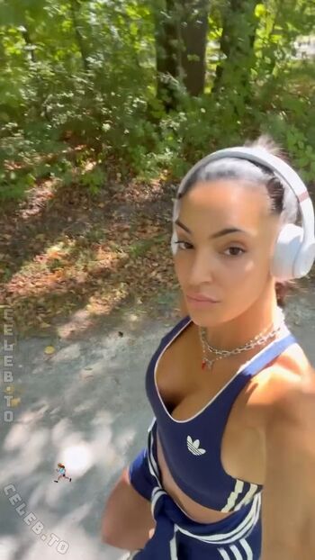 Valentina maceri page leaked private photo uncensored HD quality