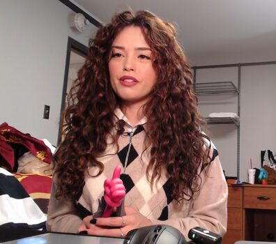 Valkyrae  page leaked private photo uncensored HD quality