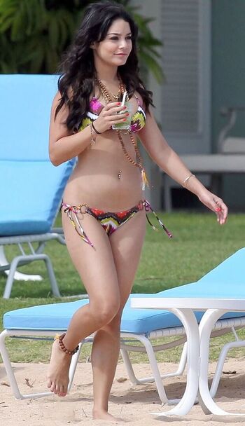 Vanessa hudgens  page leaked private photo uncensored HD quality