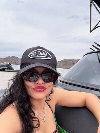 Vanessa hudgens  page leaked private photo uncensored HD quality
