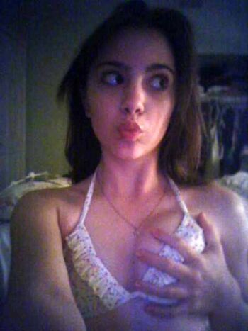 Vanessa hudgens  page leaked private photo uncensored HD quality