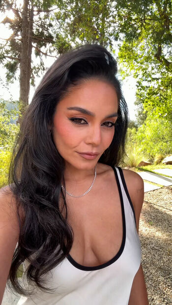 Vanessa hudgens leaked private photo uncensored HD quality