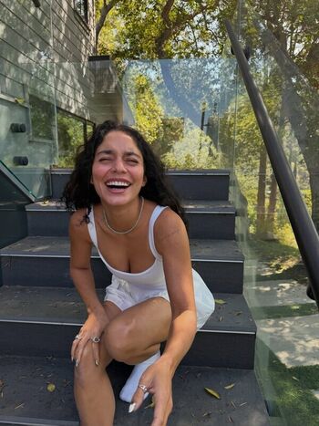 Vanessa hudgens leaked private photo uncensored HD quality