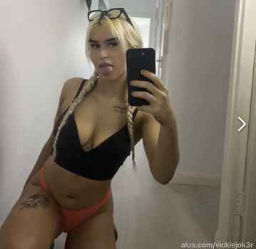 Vickiejokr leaked private photo uncensored HD quality