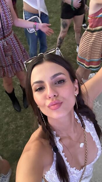 Victoria justice  page leaked private photo uncensored HD quality