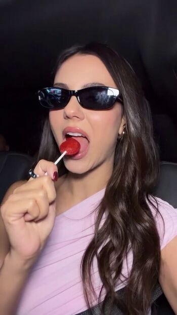 Victoria justice  page leaked private photo uncensored HD quality