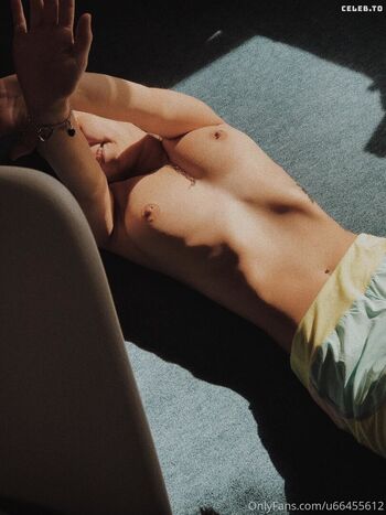 Vielzuklein leaked private photo uncensored HD quality