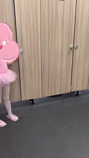 Voyeur asian pissing toilet amp upskirts only page leaked private photo uncensored HD quality