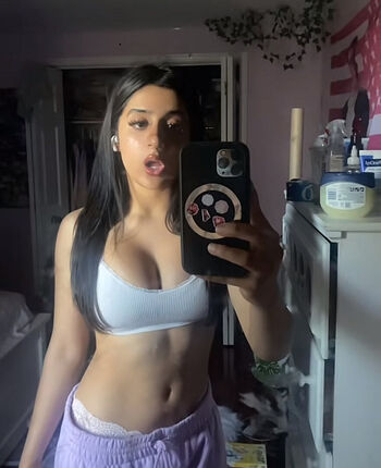 Wajeeha khan leaked private photo uncensored HD quality