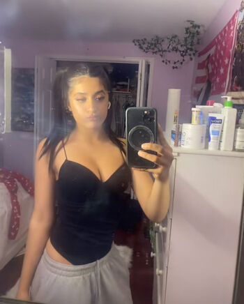 Wajeeha khan leaked private photo uncensored HD quality
