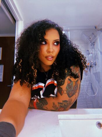 Willow nightingale leaked private photo uncensored HD quality
