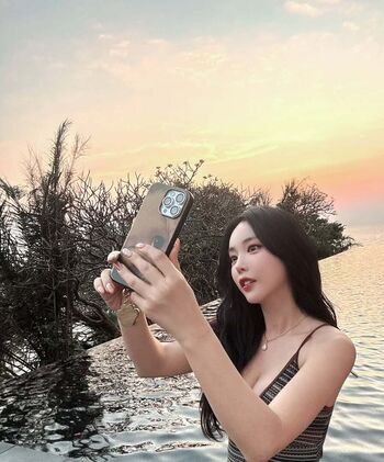 Womenk pop page leaked private photo uncensored HD quality