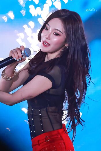 Womenk pop page leaked private photo uncensored HD quality