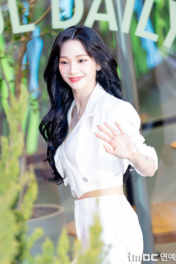 Womenk pop page leaked private photo uncensored HD quality