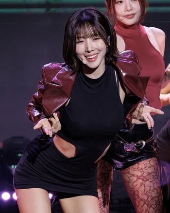 Womenk pop page leaked private photo uncensored HD quality