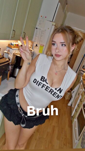 Yaboielina page leaked private photo uncensored HD quality