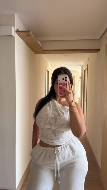 Yiyi leaked private photo uncensored HD quality