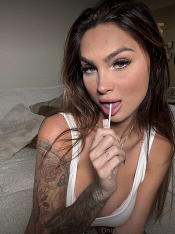 Yourslutnatalie  page leaked private photo uncensored HD quality