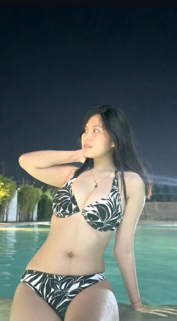 Yuri gen leaked private photo uncensored HD quality