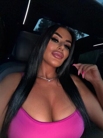 Zahtevi leaked private photo uncensored HD quality