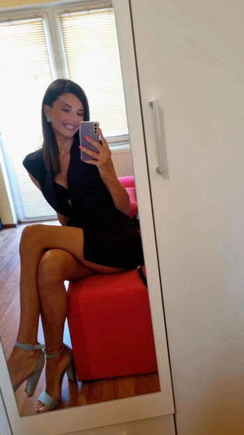 Zahtevi leaked private photo uncensored HD quality