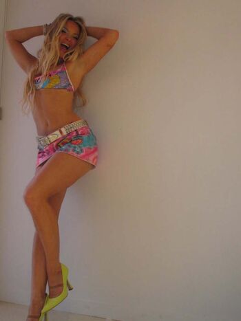 Zara larsson  page leaked private photo uncensored HD quality