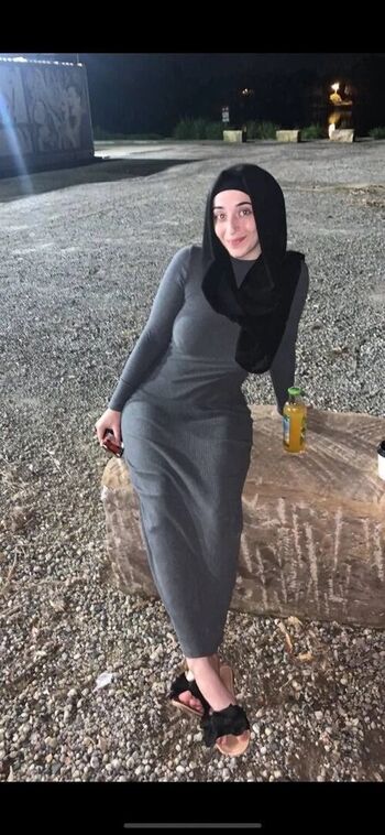 Zeynepauss leaked private photo uncensored HD quality